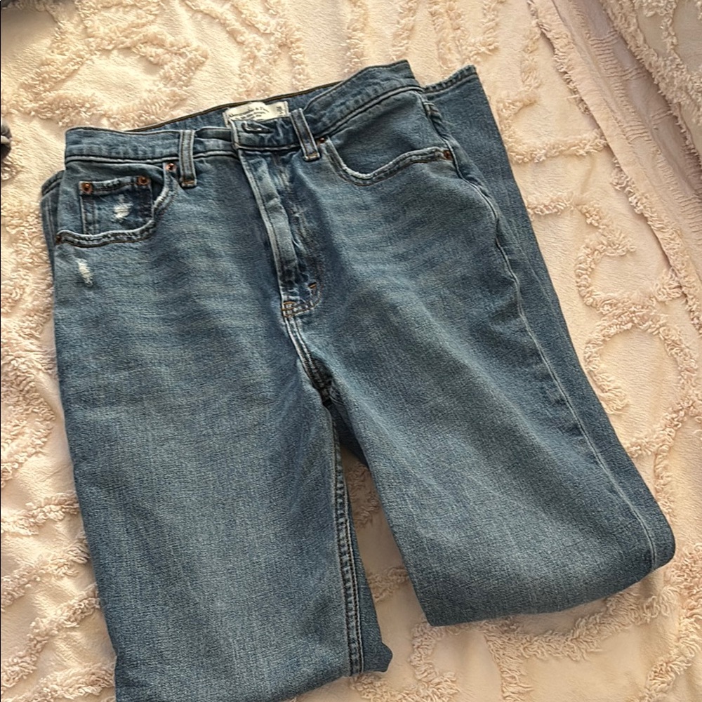 Womens Abercrombie Jeans